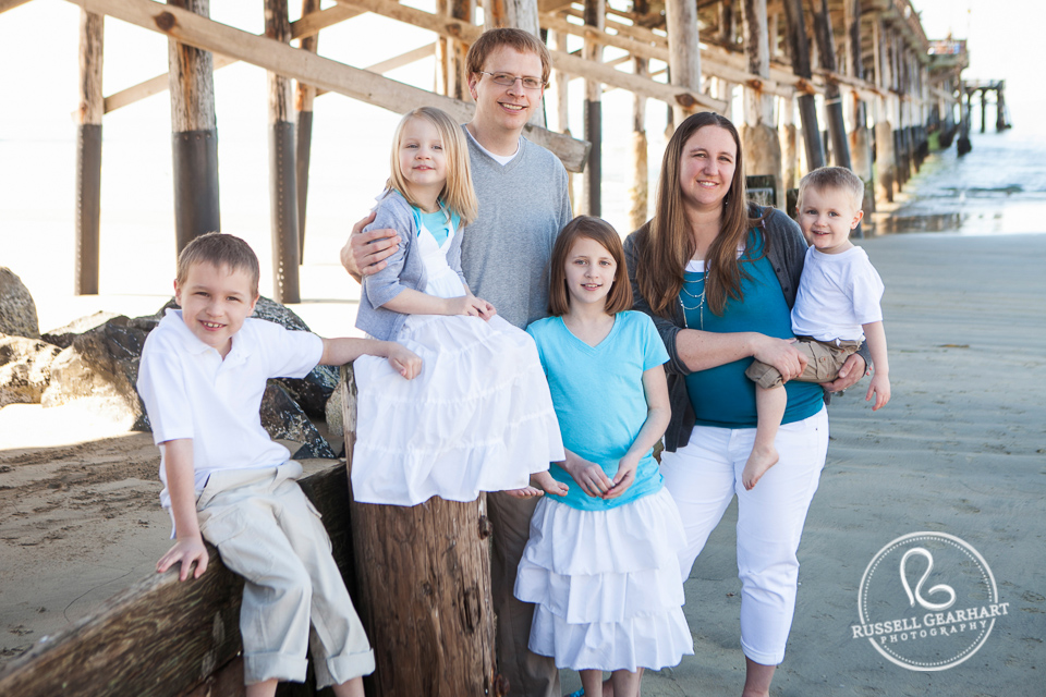 Worthen Family Portraits, Newport Beach Pier, CA - Russell Gearhart Photography - www.gearhartphoto.com