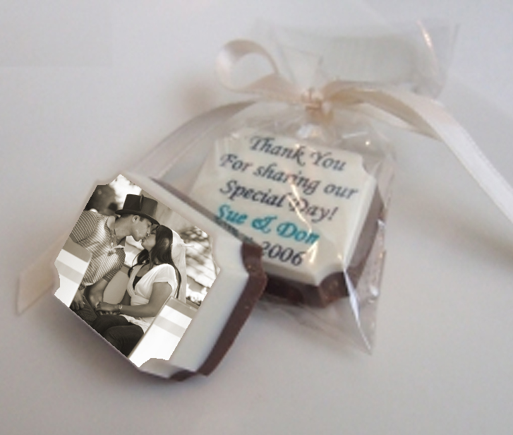 Engagement Photo Decoration Ideas: Prints on Chocolates - Russell Gearhart Photography - www.gearhartphoto.com