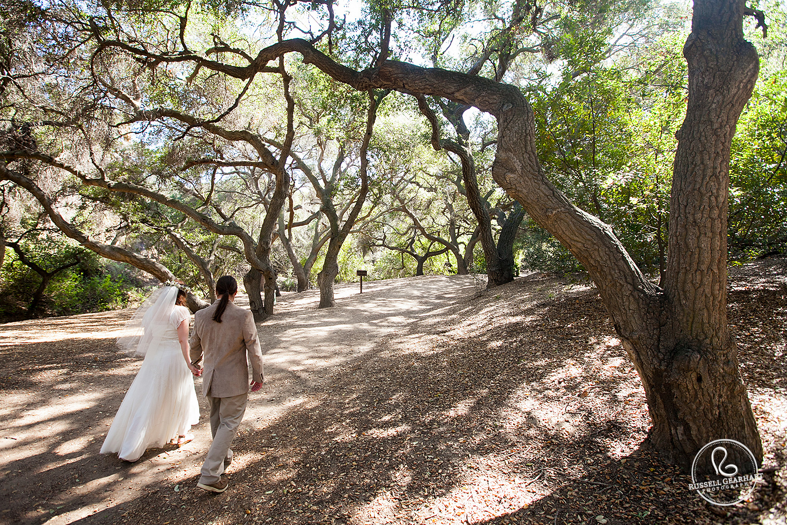 Couple Headed to Ceremony – Southern California Wedding  – Russell Gearhart Photography – www.gearhartphoto.com  