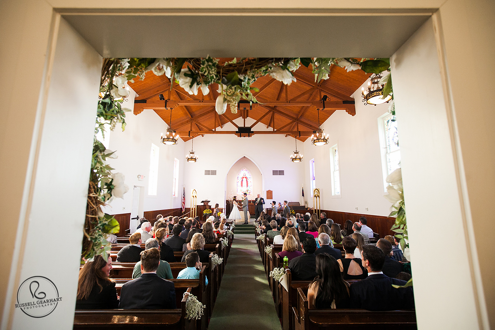 Knott’s Berry Farm Church of Reflections Wedding – Russell Gearhart Photography – www.gearhartphoto.com