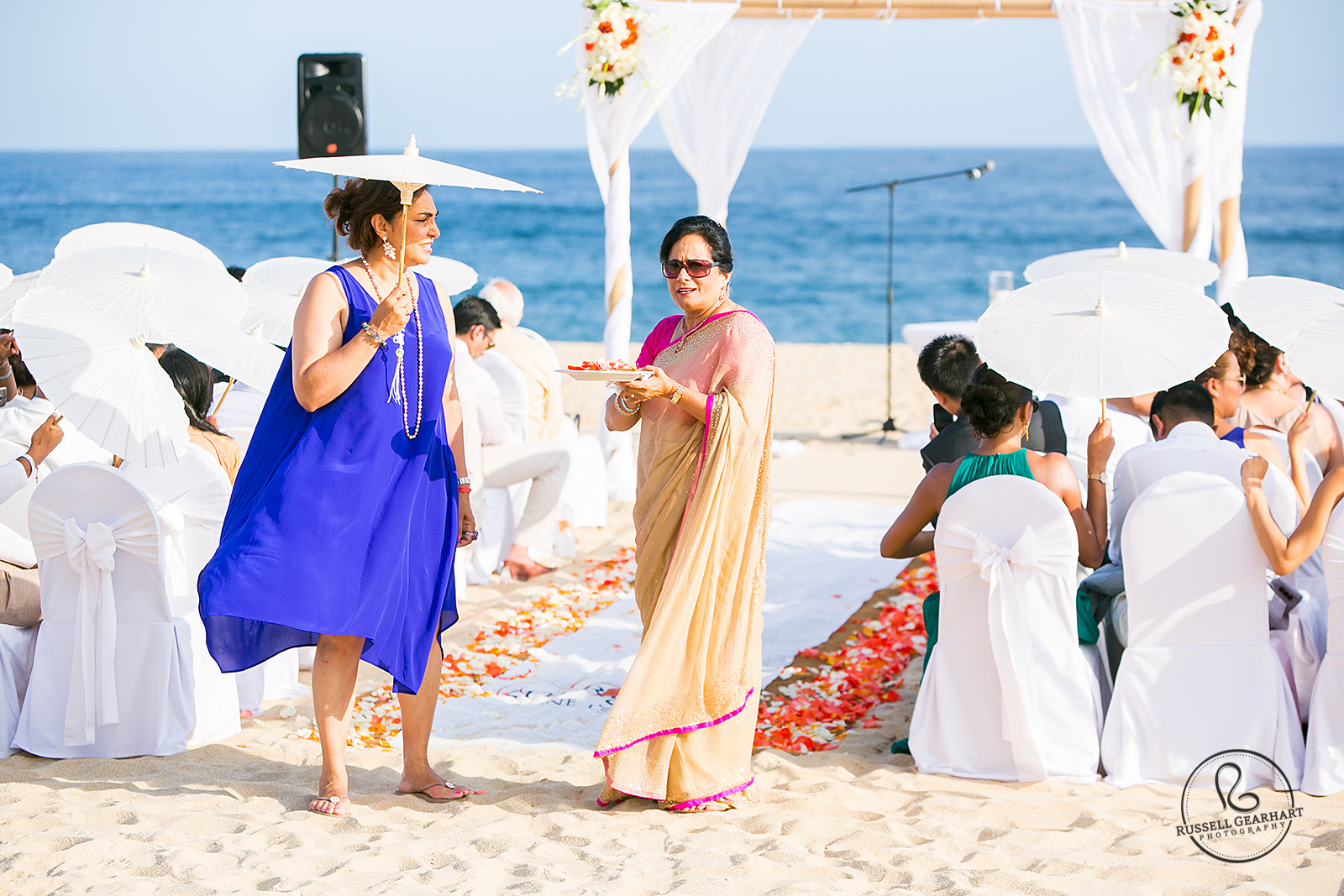 Beach Wedding Umbrellas – Indian Wedding in Cabo San Lucas – Russell Gearhart Photography – www.gearhartphoto.com